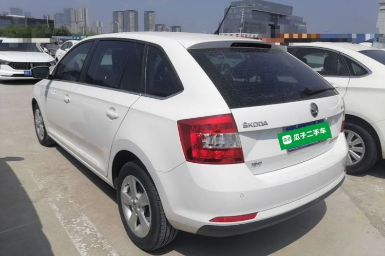 Used Skoda Rapid Spaceback 2018 1.6L Automatic Comfort Edition
