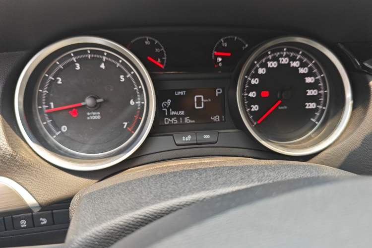 Used Peugeot 408 2014 1.8L Automatic Luxury Edition Odometer Close Up