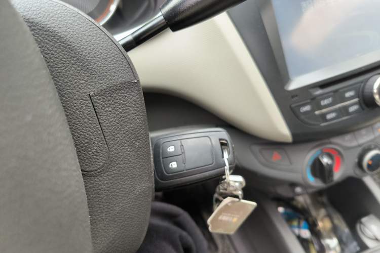 Used Chevrolet Sail 2015 Sail 3 1.3L AMT Ideal Edition Vehicle Key