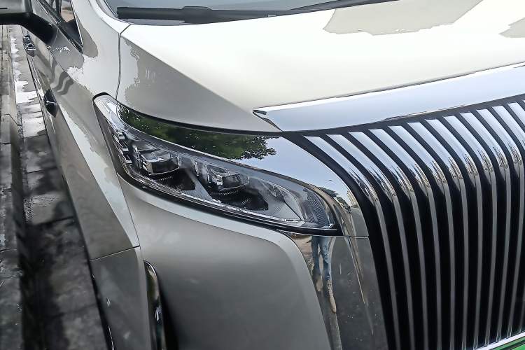 Used Wey Gaoshan 2025 Four-Wheel Drive Alpine 8
