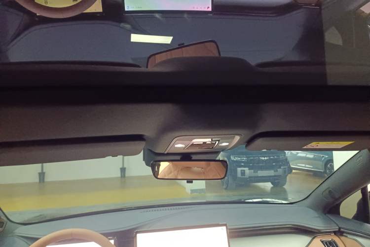 Used BYD Song L EV 2025 550 km Excellence Version
