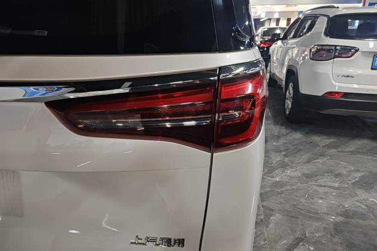 Used Buick GL8 2021 ES Land Cruiser 653T Luxury Edition Right Rear Taillight