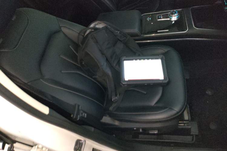 Used Ford Edge 2021 PLUS EcoBoost 245 Two-Wheel-Drive Platinum Edition 5 Seats
