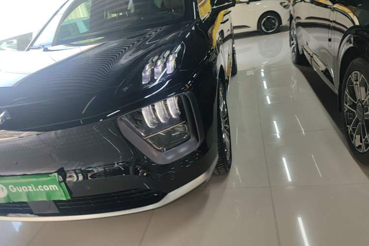 Used Hyptec HL 2025 700 Ultra Six-Seater All-Wheel-Drive LiDAR Version
