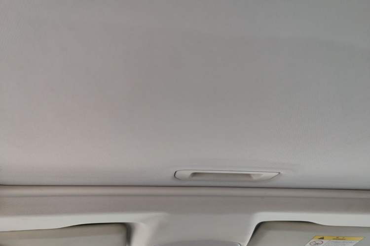 Used Peugeot 308 2016 1.6L Automatic Luxury Edition Headliner