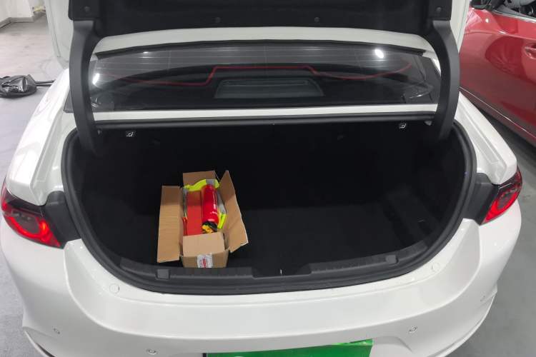 Used Mazda 3 Axela 2023 2.0L Automatic Zhiya Edition Trunk