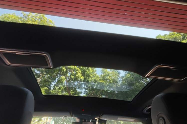 Used Mercedes-Benz GLC 2020 Facelifted GLC 260 L 4MATIC Dynamic Edition