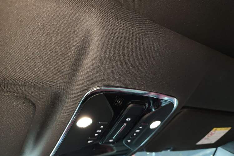 Used JETOUR X70 PLUS 2021 1.5T DCT Mountain 5-Seater
