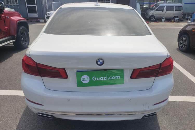 Used BMW 5 Series 2019 525Li Luxury Package
