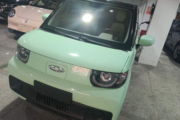 Used Chery QQ Ice Cream 2022 120km Conical Shape Lithium Iron Phosphate