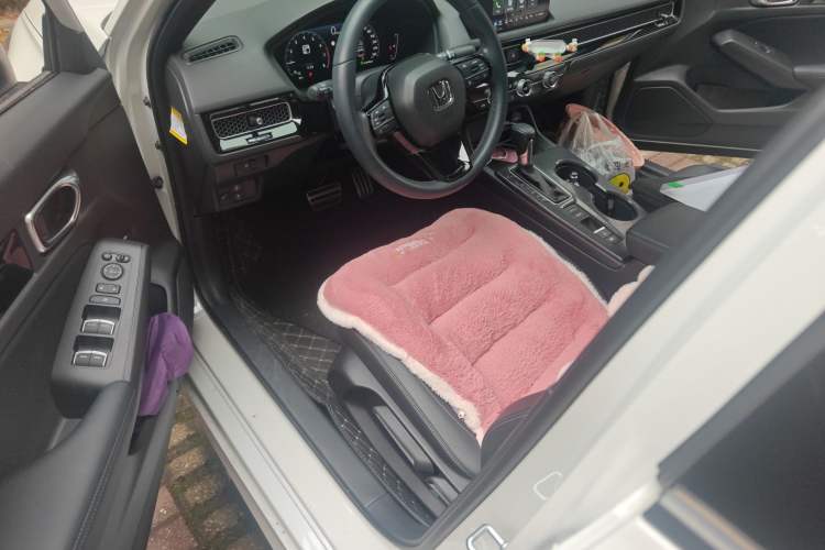 Used Honda Civic 2022 240TURBO CVT Dynamic Edition
