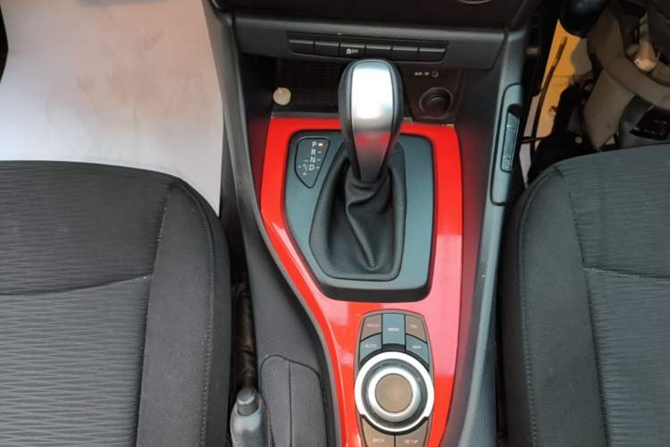 Used BMW X1 2013 sDrive18i Fashion Model Gear Lever