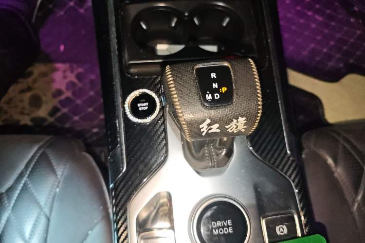 Used Hongqi HS5 2019 2.0T Smart Connect Flagship Edition Gear Lever