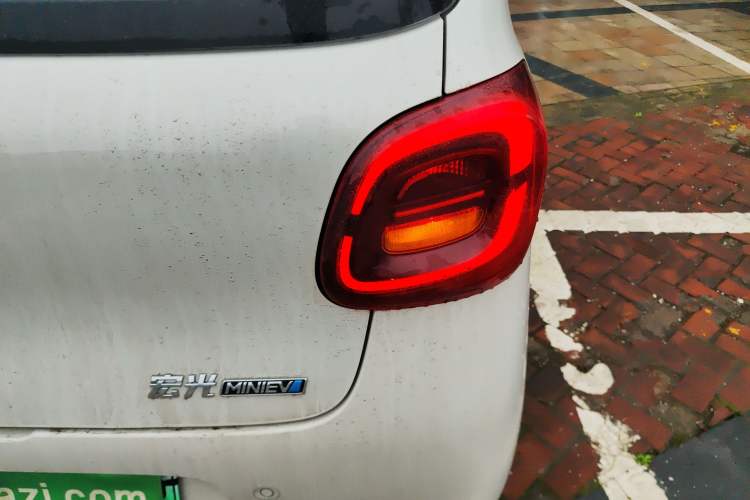 Used Wuling Hongguang MINIEV 2025 Four-Door Version Advanced Edition
