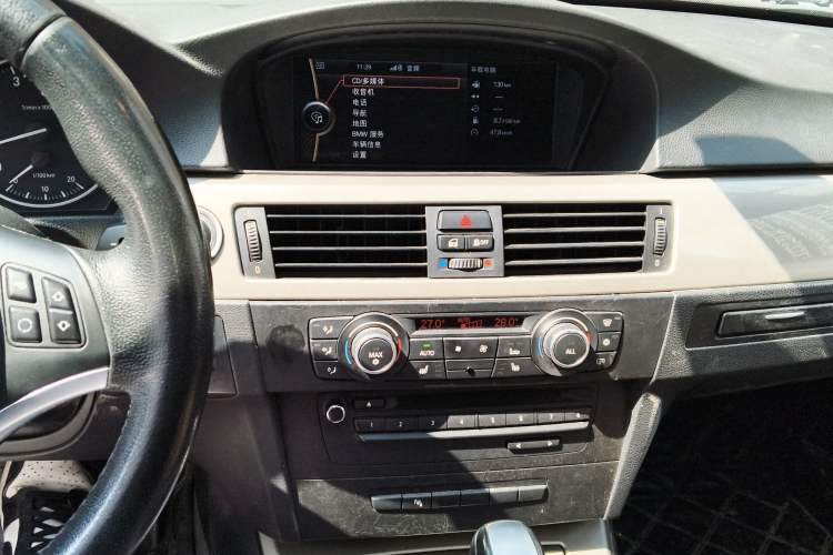 Used BMW 3 Series 2012 320i Luxury Edition