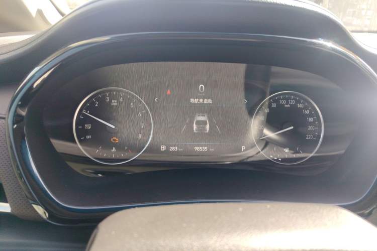 Used Buick GL8 2021 Land Cruiser Executive Class 652T Luxury Model