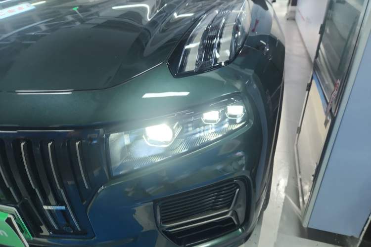 Used Lynk & Co 09 EM-P 2024 2.0TD EM-P Four-Wheel Drive ULTRA Six-Seater
