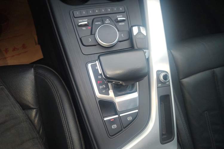 Used Audi A4L 2017 40 TFSI Style Edition
