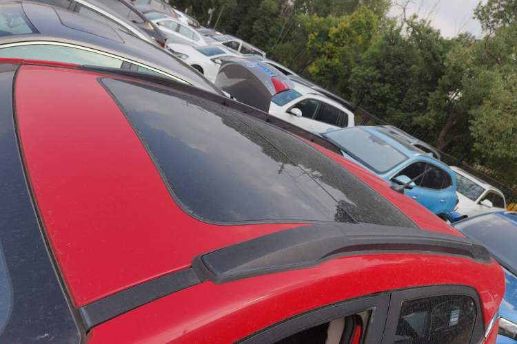 Used BYD Yuan New Energy 2018 EV360 Smart Connect Cool Edition Roof