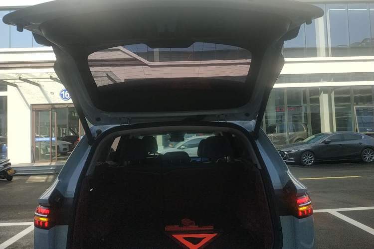 Used Geely Auto Monjaro L 2022 1.5T Leishen Hi·F Plug-in Hybrid Super Xun