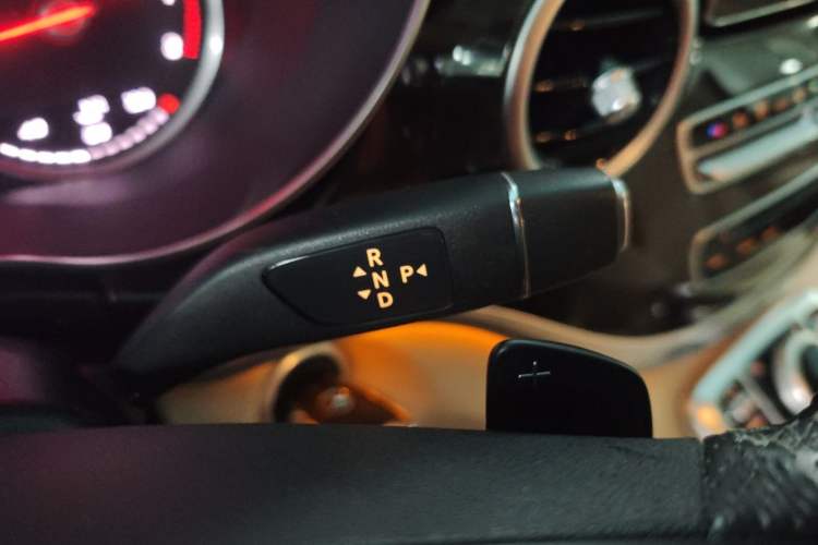 Used Mercedes-Benz V-Class 2018 V 260 L Prestige Extended Version China VI