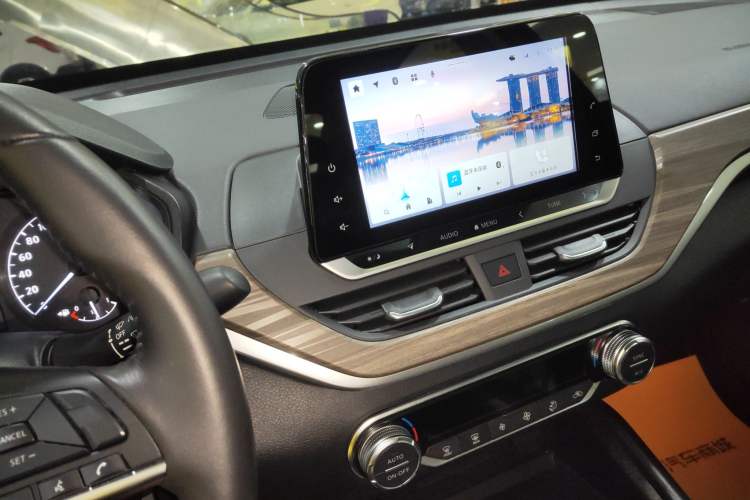 Used Nissan Teana 2021 2.0L XL Comfort Edition Audio And AC Panel