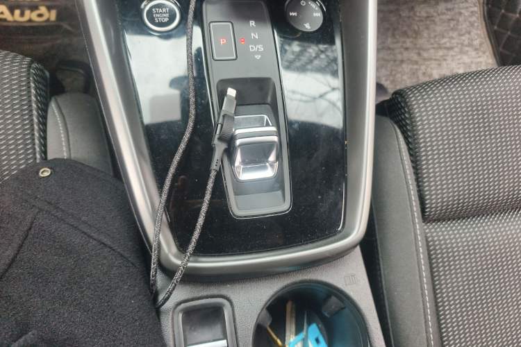 Used Audi A3 2021 A3L Limousine 35 TFSI Progressive Sport Edition Gear Lever