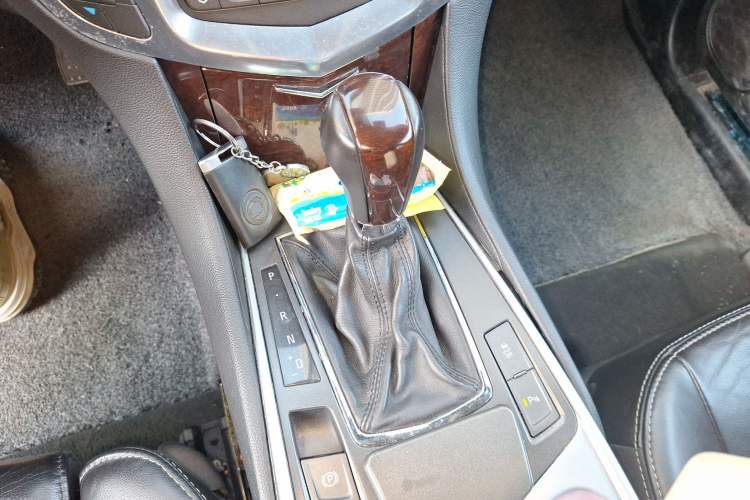 Used Cadillac SRX 2011 3.0L Flagship Edition
