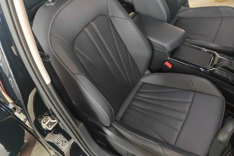 Used Volkswagen Passat 2025 Outstanding Model 380TSI Starry Dragon Edition
