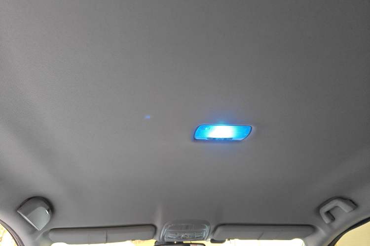 Used Haval H6 2013 Upgraded Model 1.5T Manual Two-Wheel Drive Elite Version
