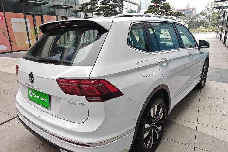 Used Volkswagen Tiguan L 2023 330TSI Automatic Two-Wheel Drive R-Line Flagship Edition Rear Right 45 Deg