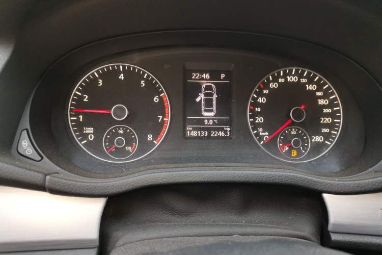 Used Volkswagen Passat 2015 1.8TSI DSG Prestige Edition Instrument Cluster