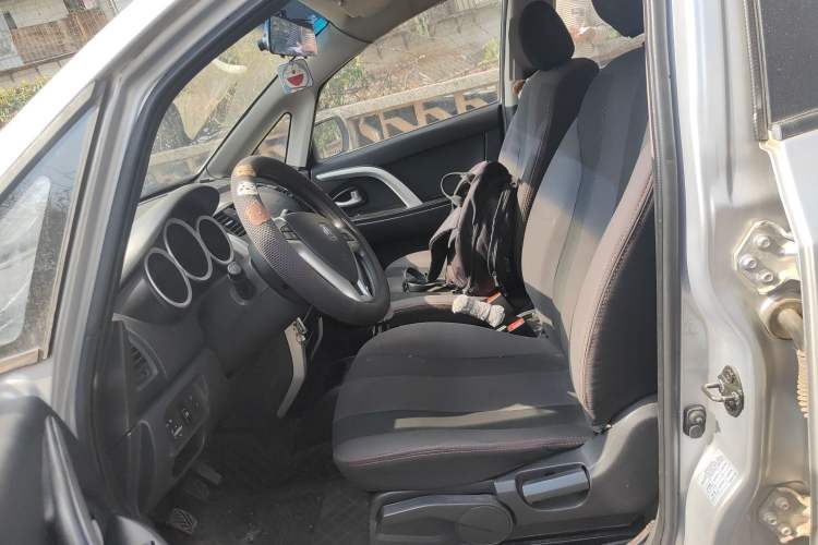 Used CHANGAN CX20 2014 1.4L Manual Sport Version China IV Standard Left Front Seat