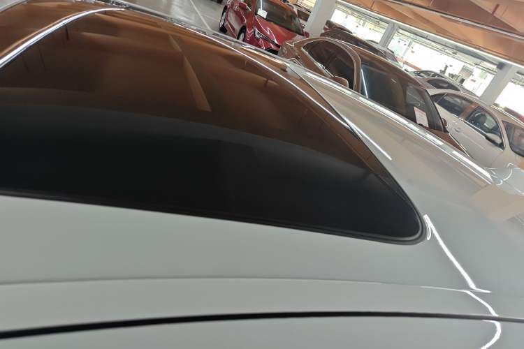 Used BMW 5 Series 2014 525Li Luxury Design Package