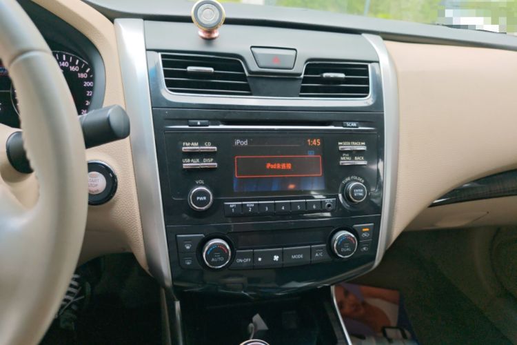 Used Nissan Teana 2013 2.0L XL Comfort Edition Audio And AC Panel