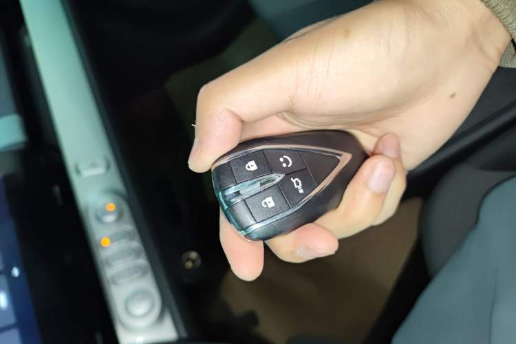 Used CHANGAN NEVO Lumin 2022 210km Sweet Edition
