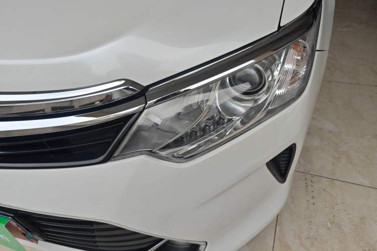 Used Toyota Camry 2016 2.0E 10th Anniversary Elite Edition
