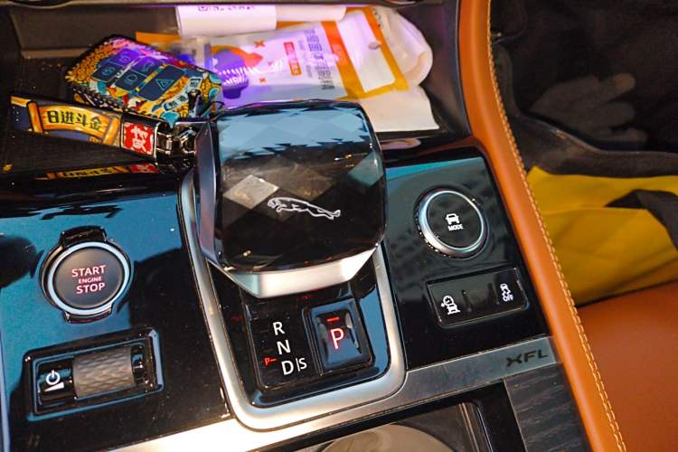 Used Jaguar XFL 2023 XFL 2.0T P250 Two-Wheel-Drive Elite Sport Edition
