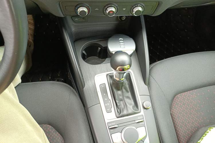 Used Audi A3 2020 Limousine 35 TFSI Ambition China VI