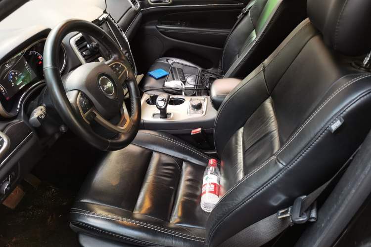 Used Jeep Grand Cherokee 2014 3.0L Comfort Navigation Edition
