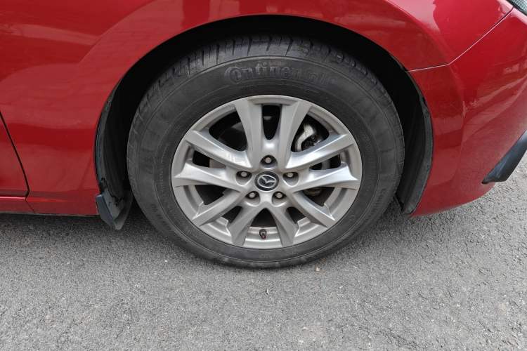 Used Mazda Mazda 3 Axela 2014 Sedan 1.5L Automatic Comfort Model