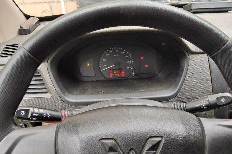 Used Wuling Rongguang 2019 1.2L S Base Model