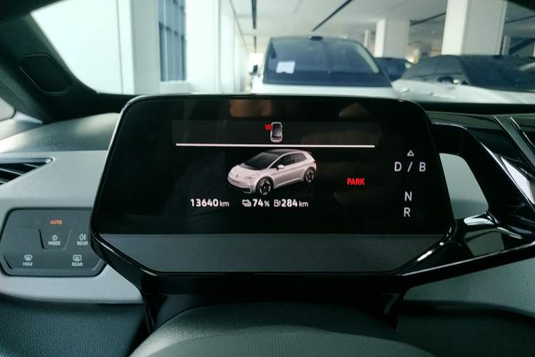 Used Volkswagen ID.3 2024 Pure & Smart Edition
