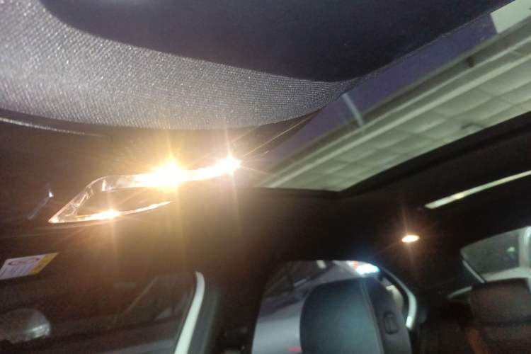 Used Mercedes-Benz A-Class 2020 Restyled A 200 L Sport Sedan Fashion Version Headliner