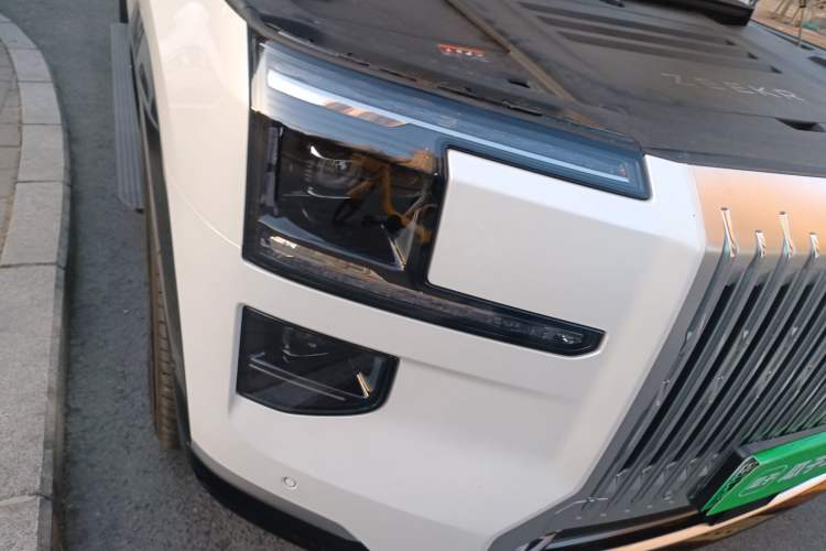 Used Zeekr 9X 2025 Hyper Edition Right Front Headlight