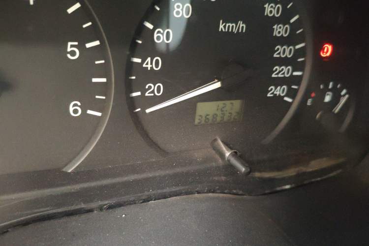 Used Ford Classic Transit 2013 2.8T Diesel Logistics Model with Short Wheelbase and Mid-Roof JX493ZLQ4