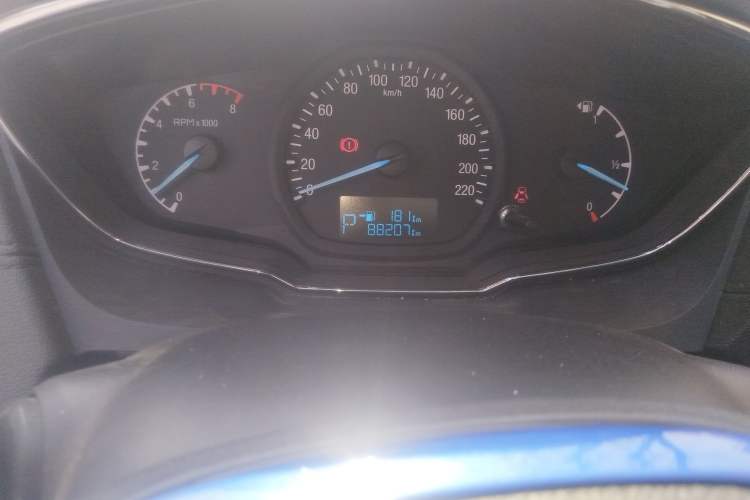 Used Ford Escort 2015 1.5L Automatic Fashion Model
