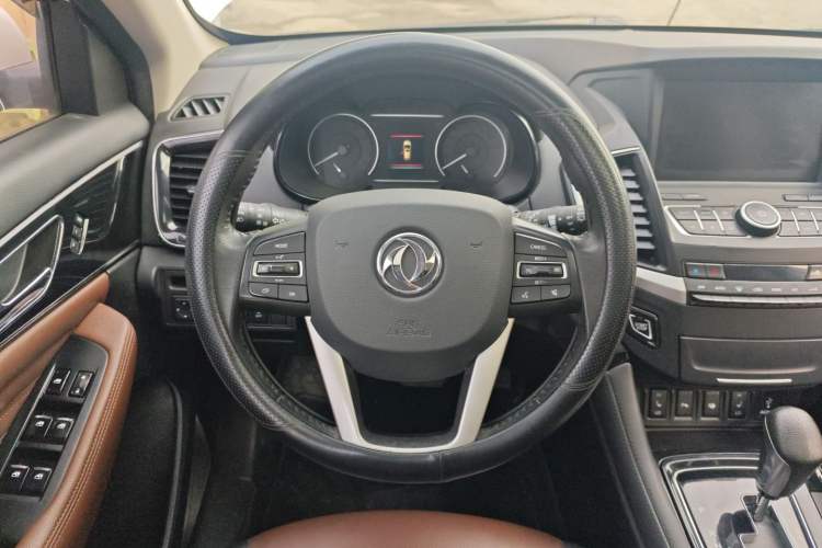 Used Dongfeng Aeolus AX7 2018 Classic 1.6T Automatic Prestige Model
