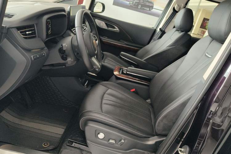 Used Hongqi HQ9 PHEV 2024 2.0T Four-Wheel Drive Luxury Edition Left Front Seat