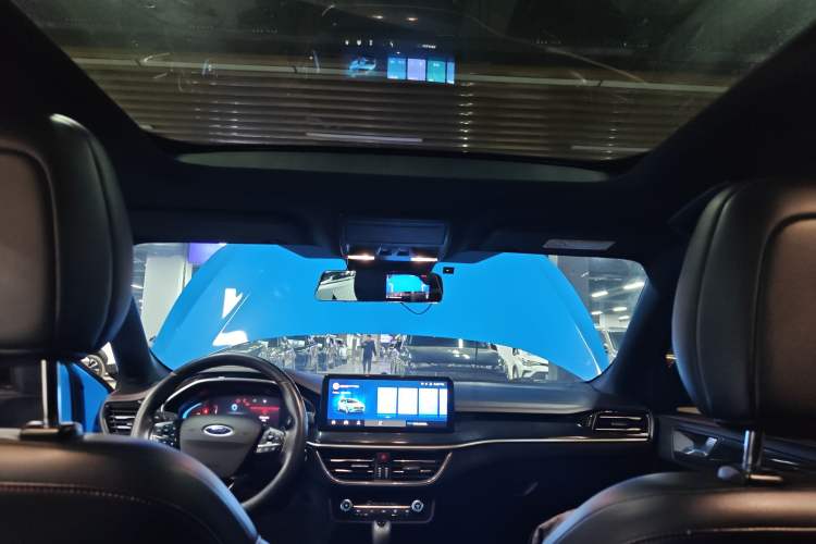 Used Ford Focus 2022 Sedan EcoBoost 180 Automatic ST Line